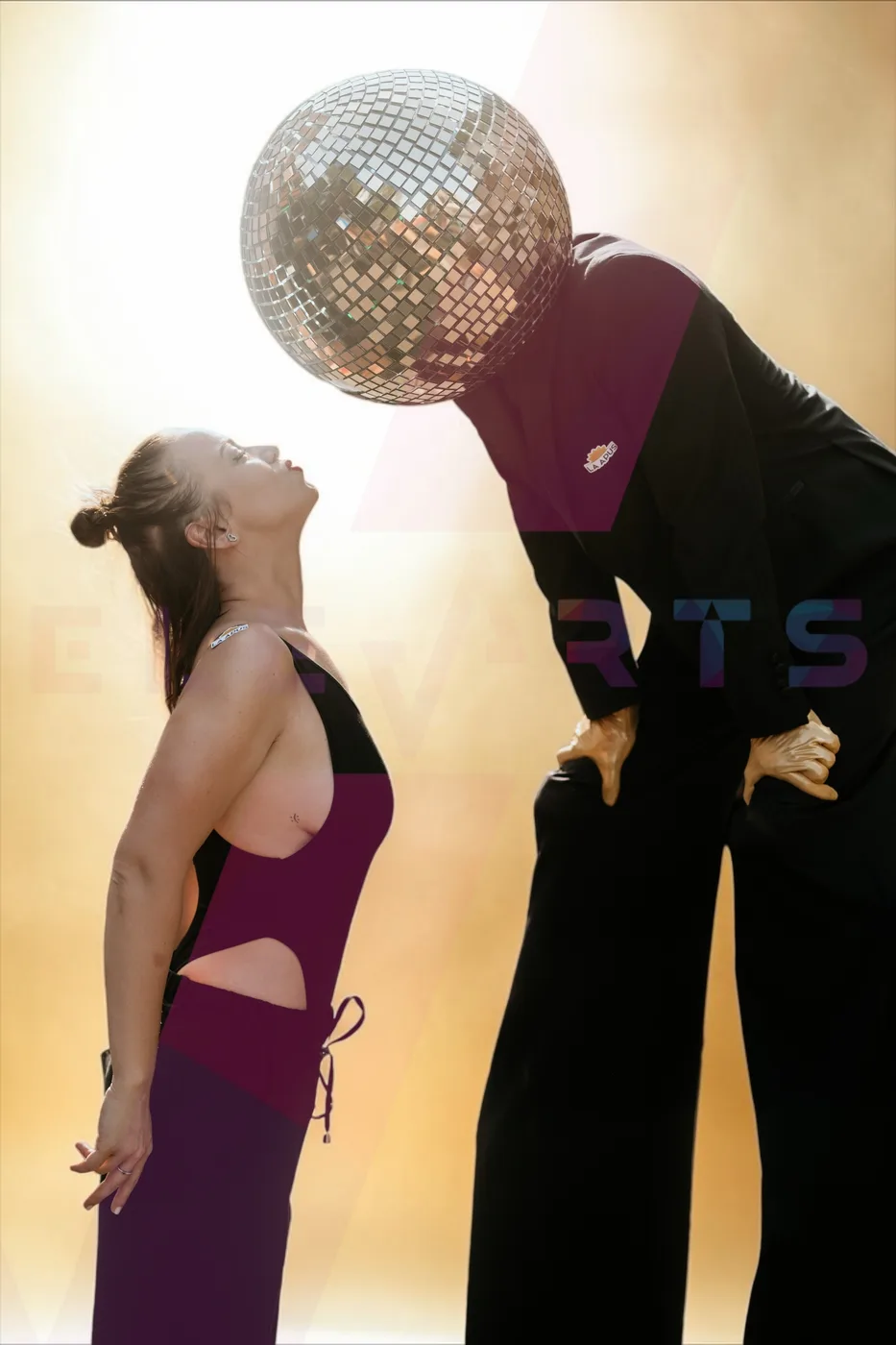 Black Suits Disco Heads Picioroange — 3