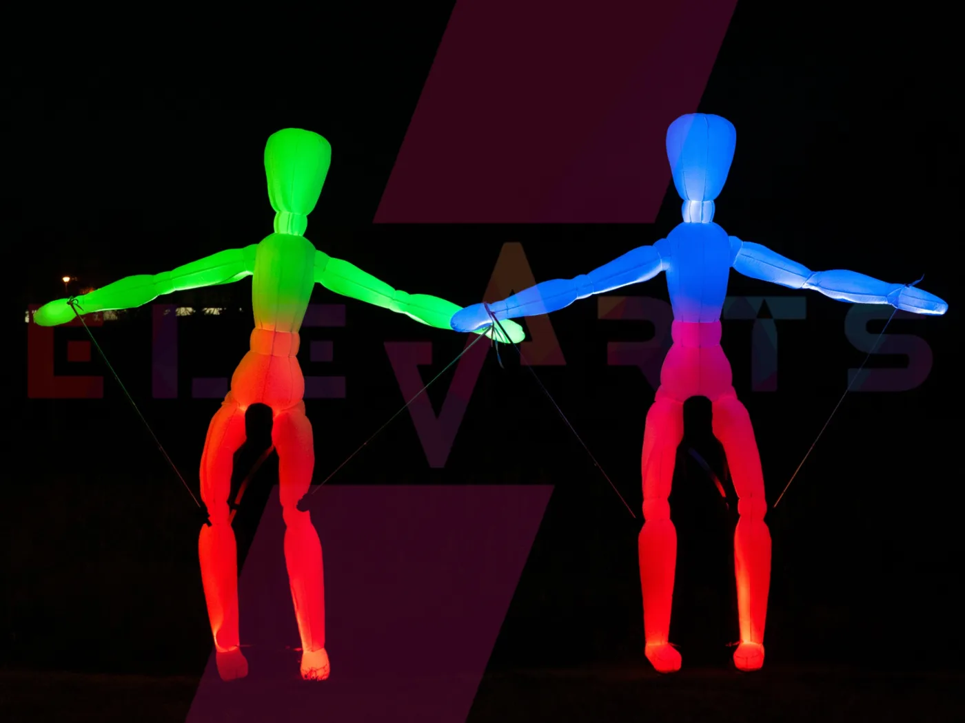 LED Manequin Giants — 2