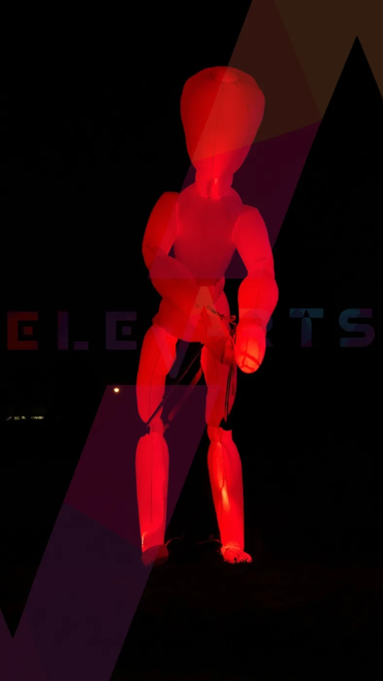 LED Manequin Giants — 3