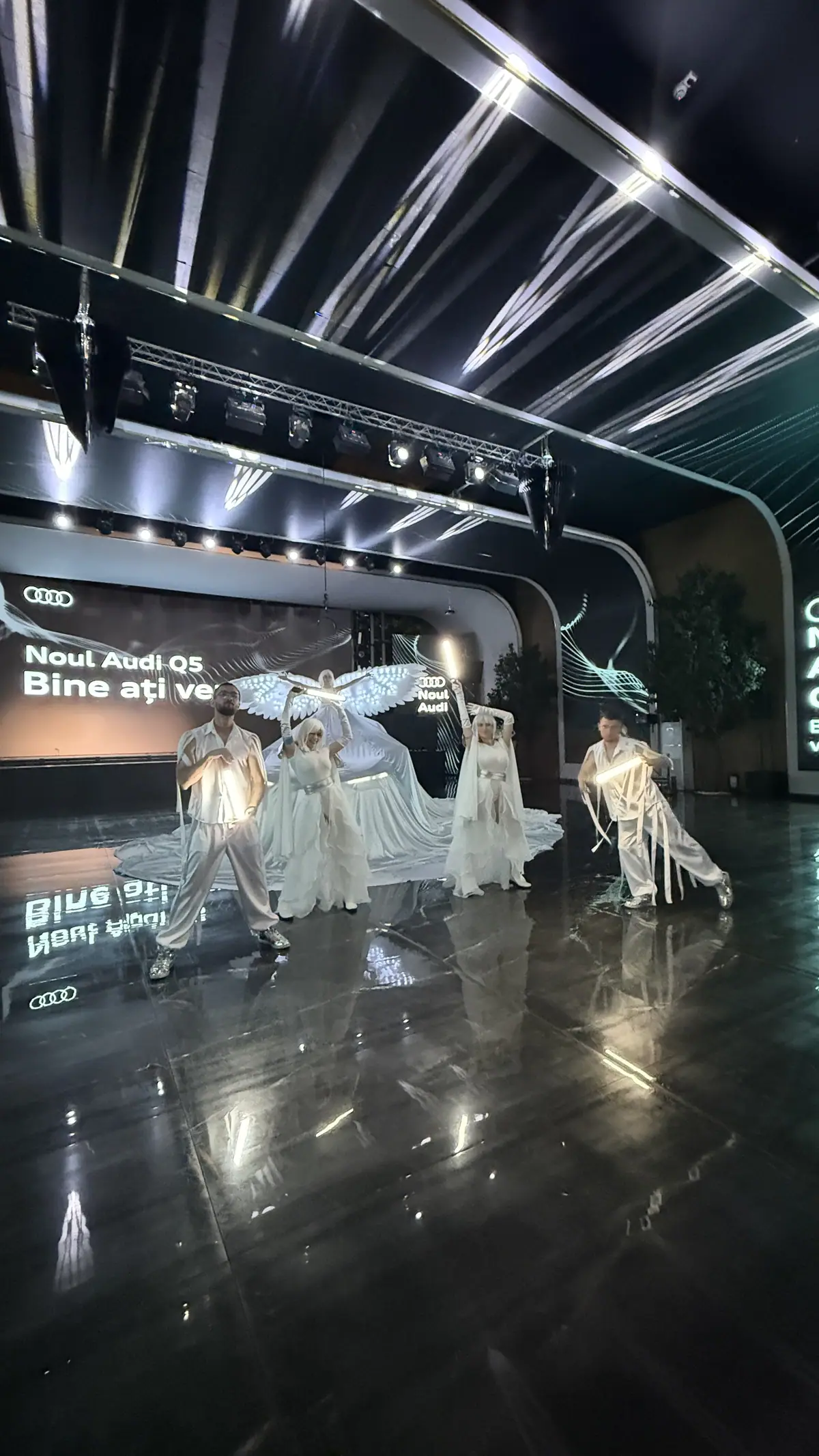 Audi — LED Reveal Show