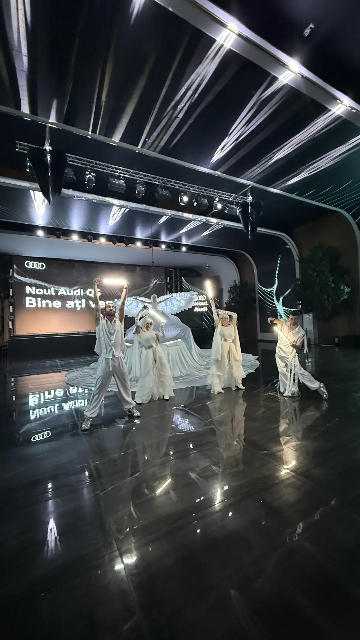 Audi — LED Reveal Show