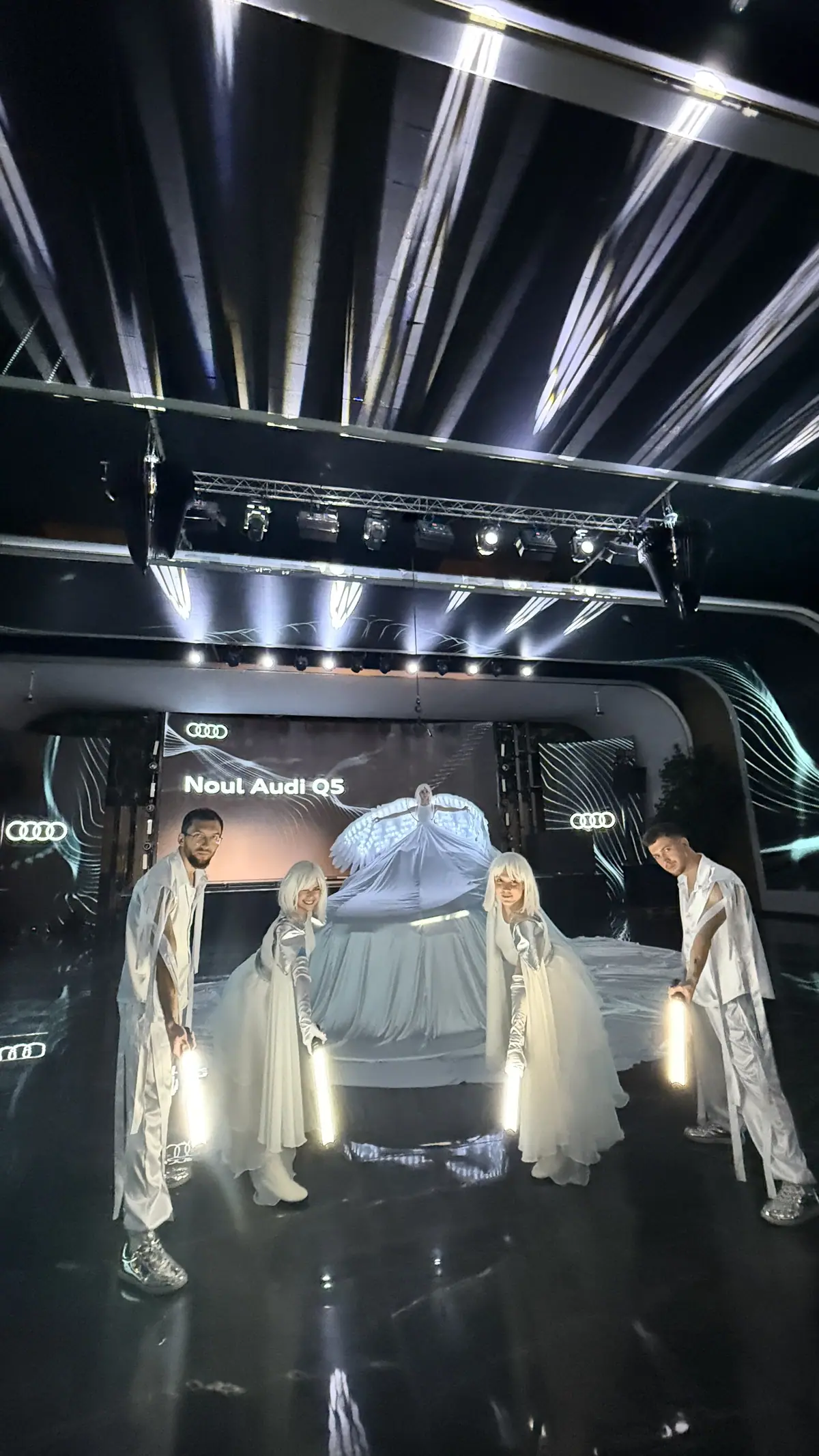 Audi — LED Reveal Show