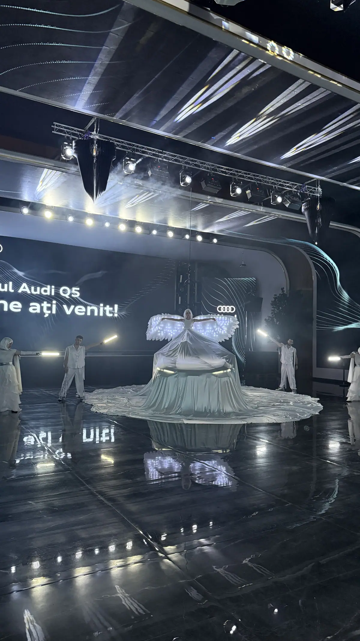 Audi — LED Reveal Show