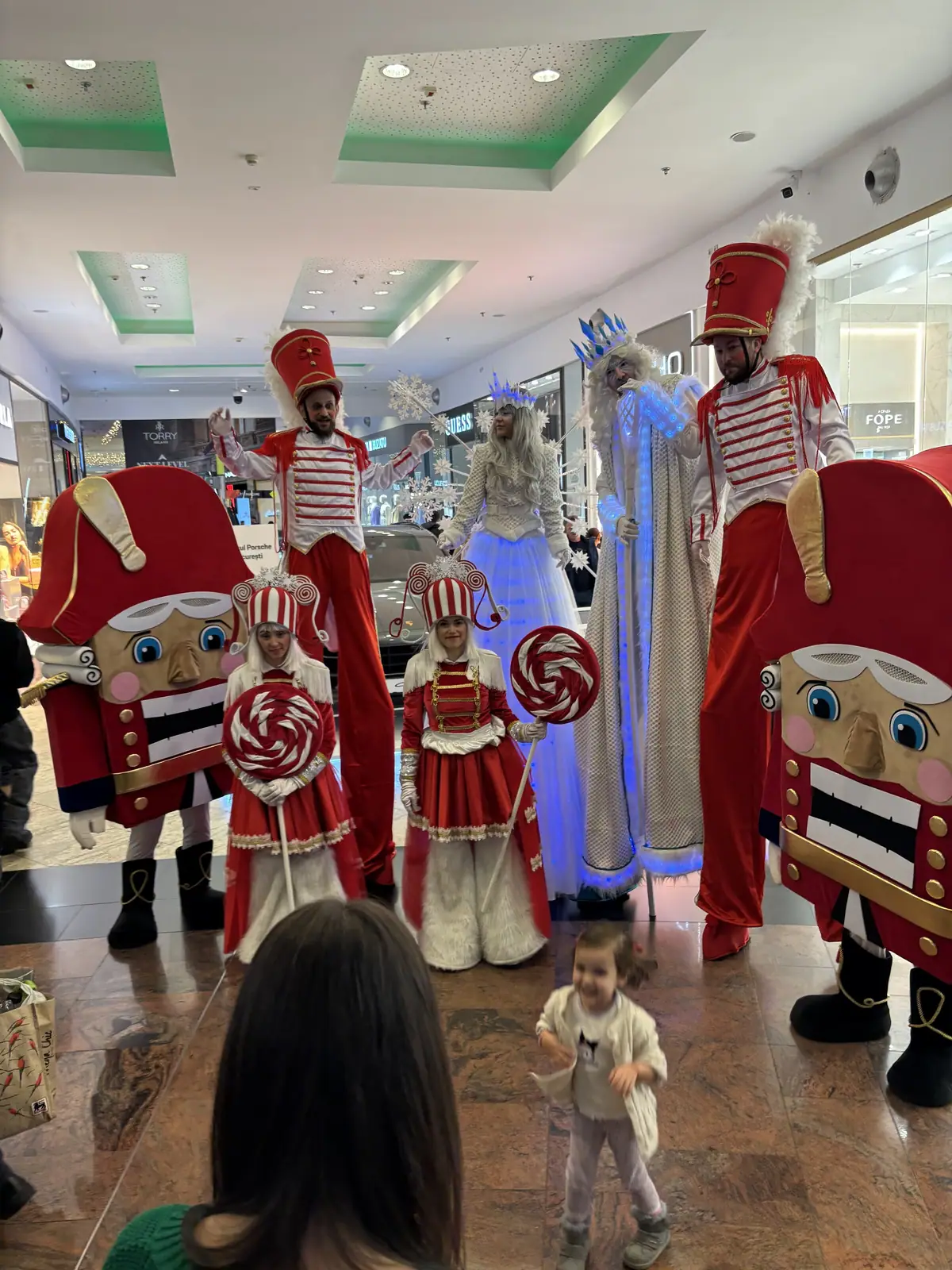 Băneasa Shopping City — parade sezoniere
