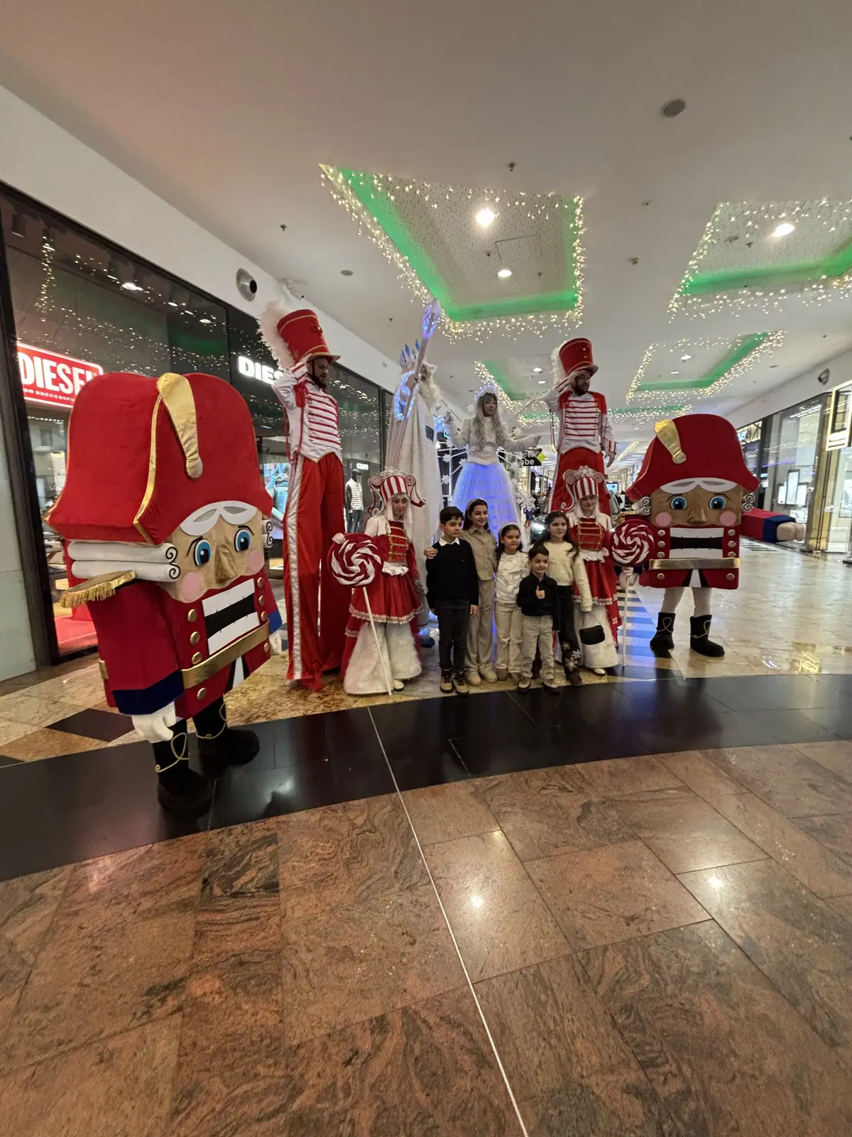 Băneasa Shopping City — parade sezoniere