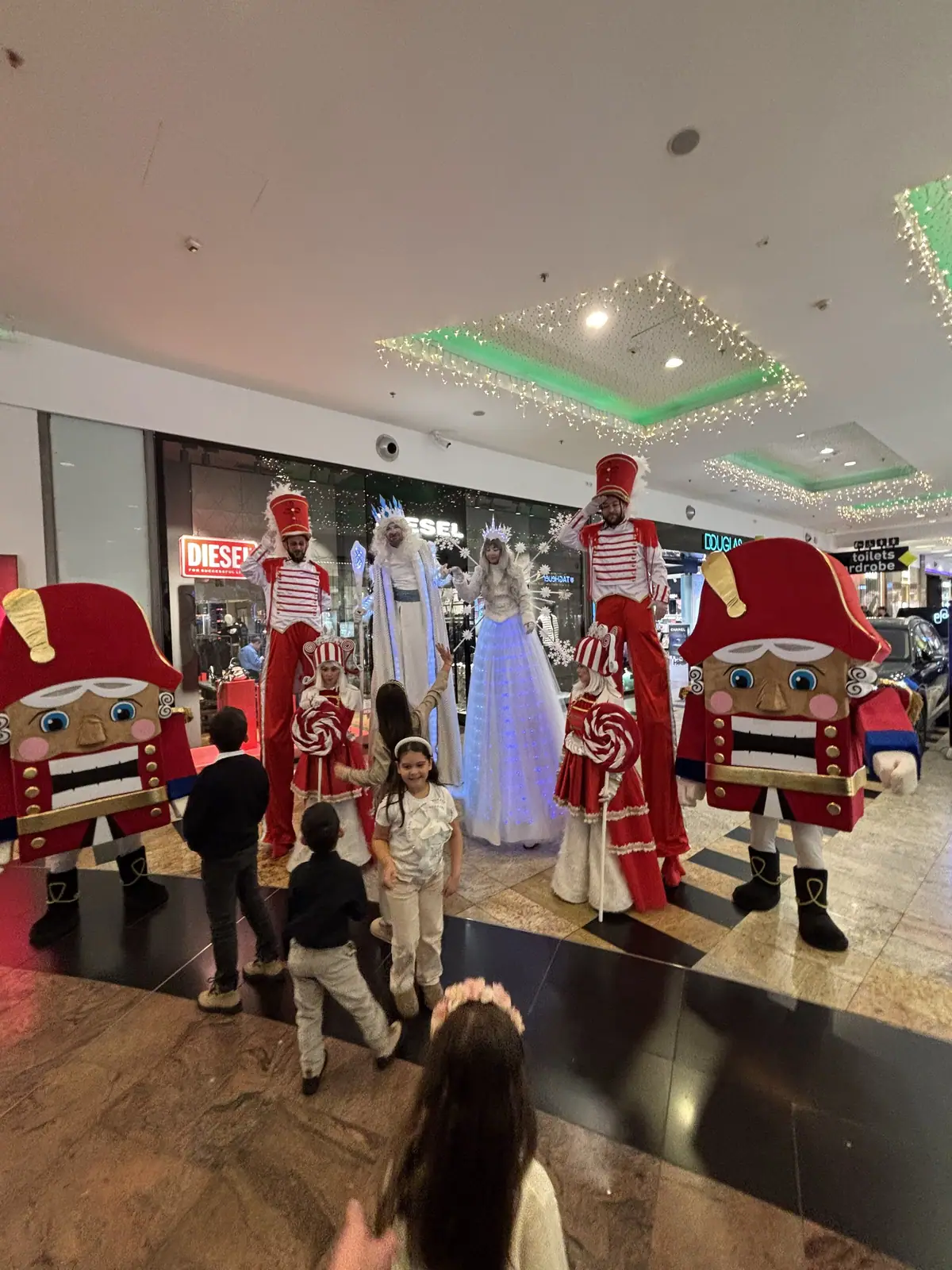 Băneasa Shopping City — parade sezoniere