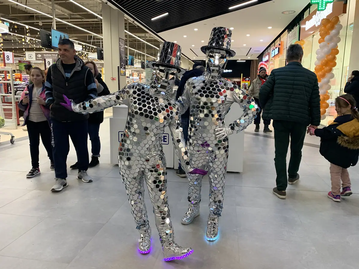 DN1 Value Centre — Seasonal Activations
