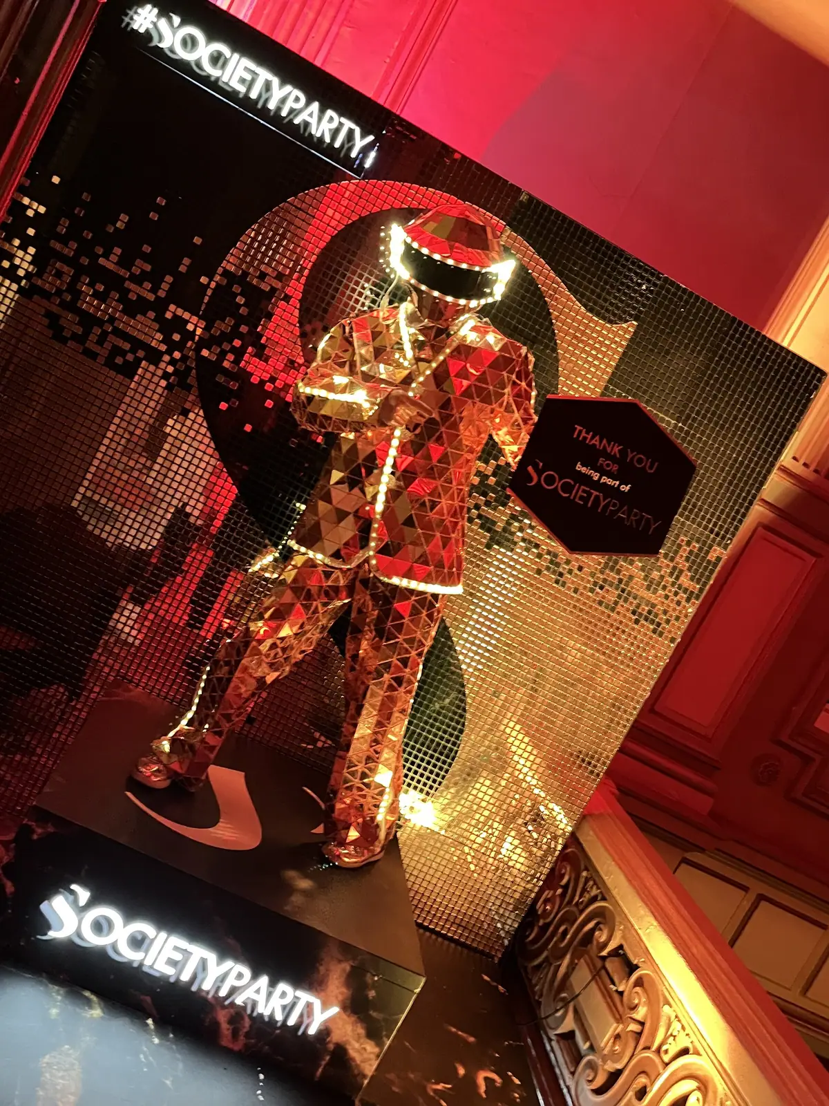 Sobranie — Society Party