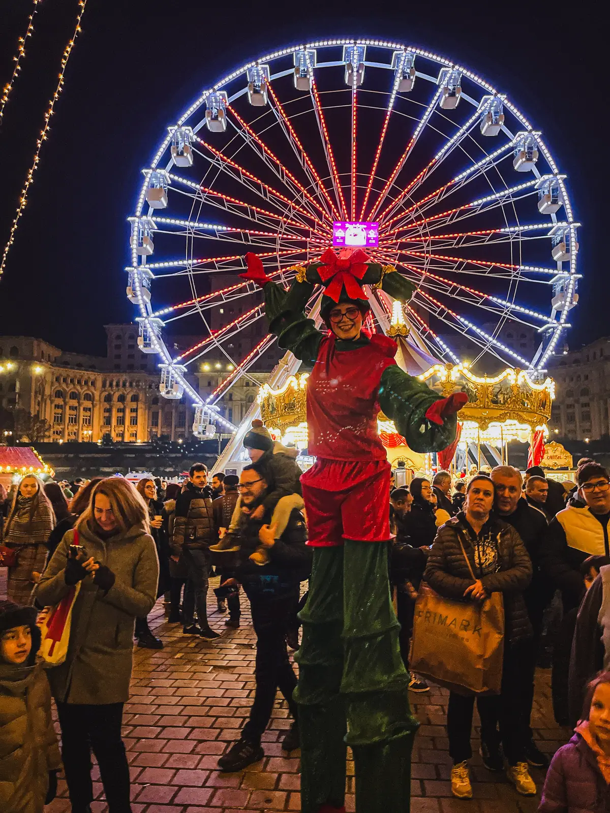 Bucharest Christmas Market — Piața Constituției
